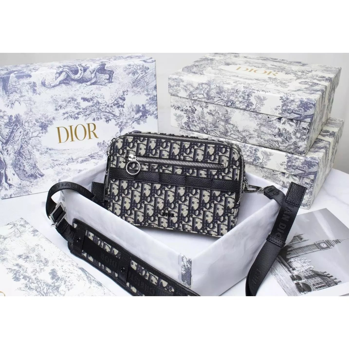 Dior Messenger Bag - PandaBuyProducts